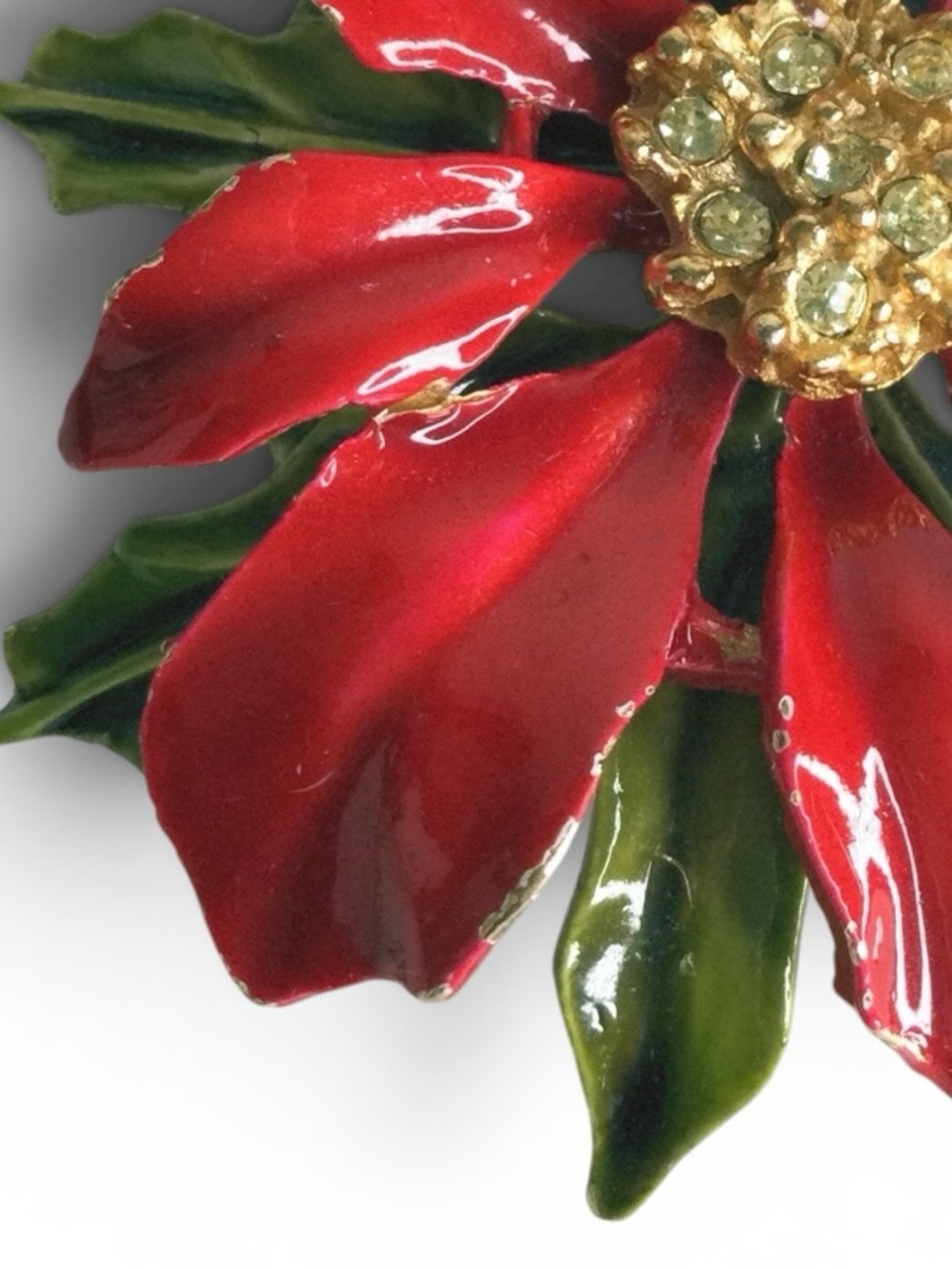 Vintage Signed ARTHUR PEPPER Red Enamel Poinsettia Holiday Brooch – Gold‑Tone - Picture 5 of 12